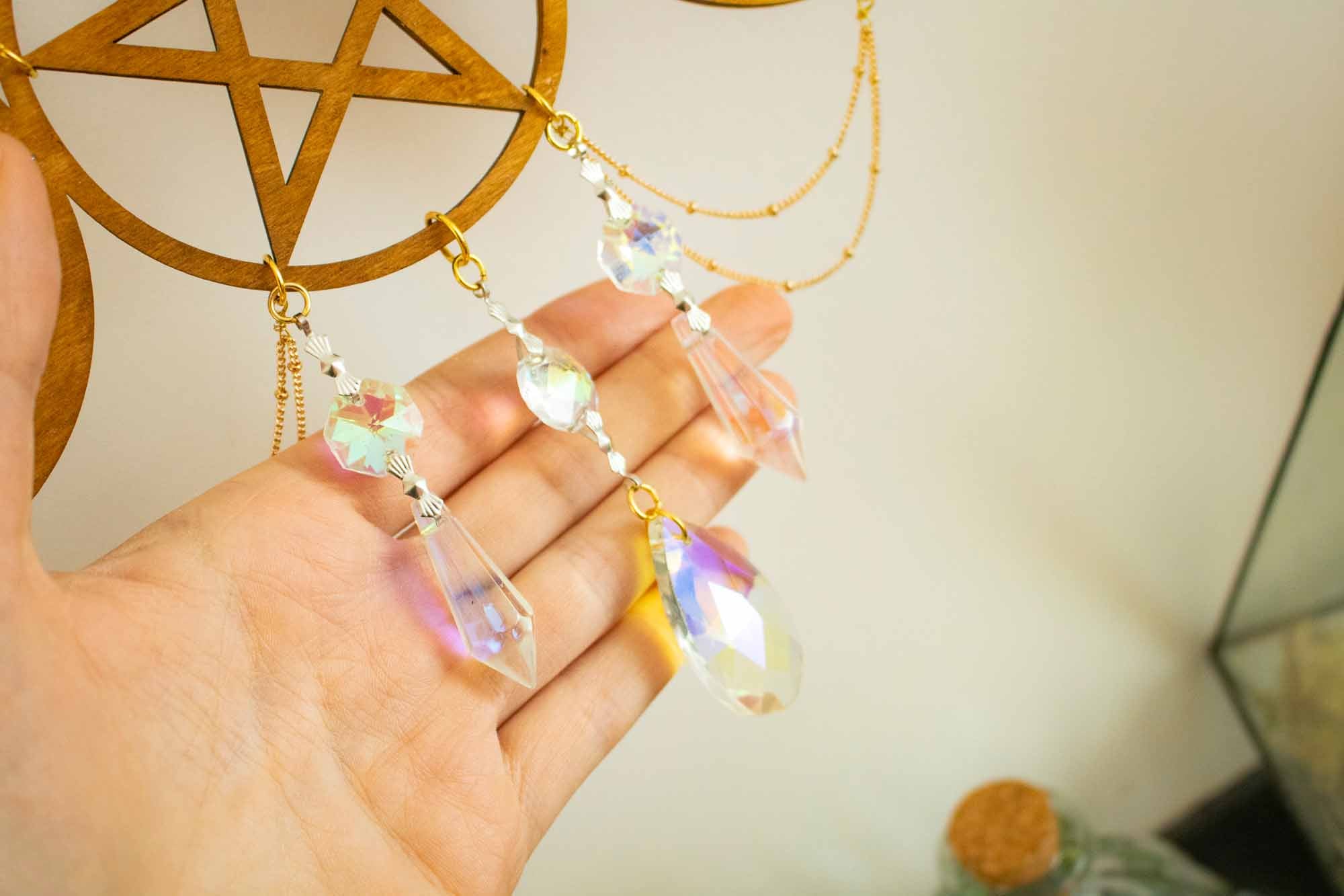 Suspension triple Lune Sun catcher "Aube" avec prisme en verre lunamanashop