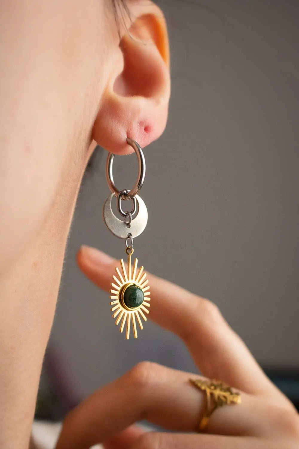 Boucles d'oreilles Éclipse végétale - Agate indienne verte et astres lunamanashop