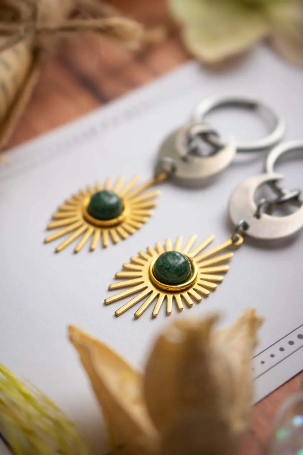 Boucles d'oreilles Éclipse végétale - Agate indienne verte et astres lunamanashop
