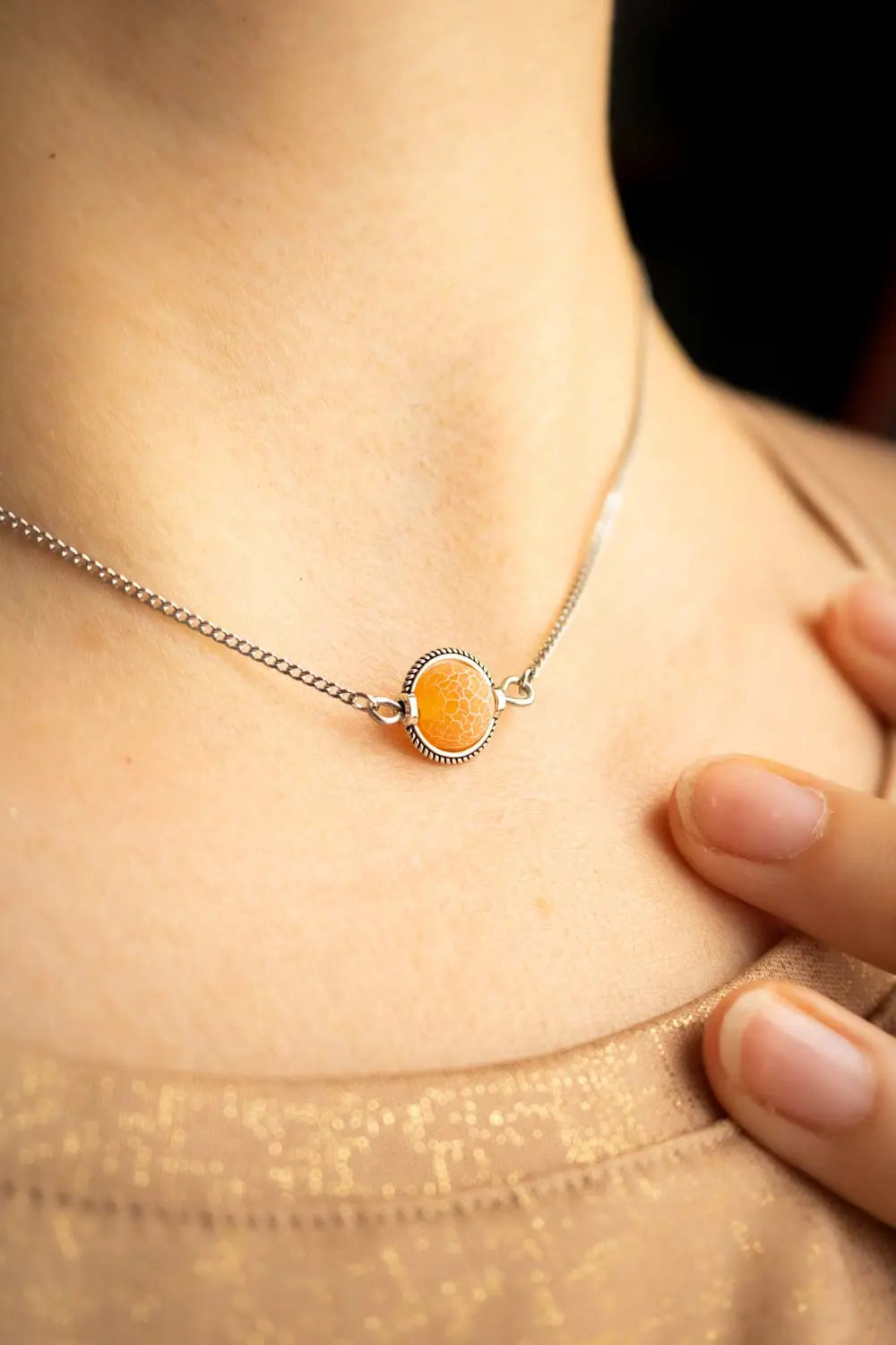 Collier choker Noche orange en Agate craquelée lunamanashop