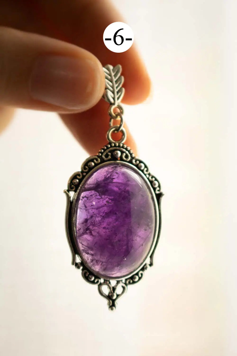 Pendentif Abysses en fluorite et chaîne argentée lunamanashop