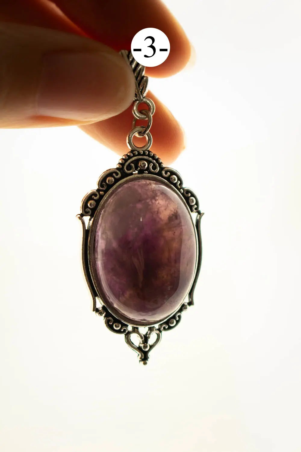Pendentif Abysses en fluorite et chaîne argentée lunamanashop
