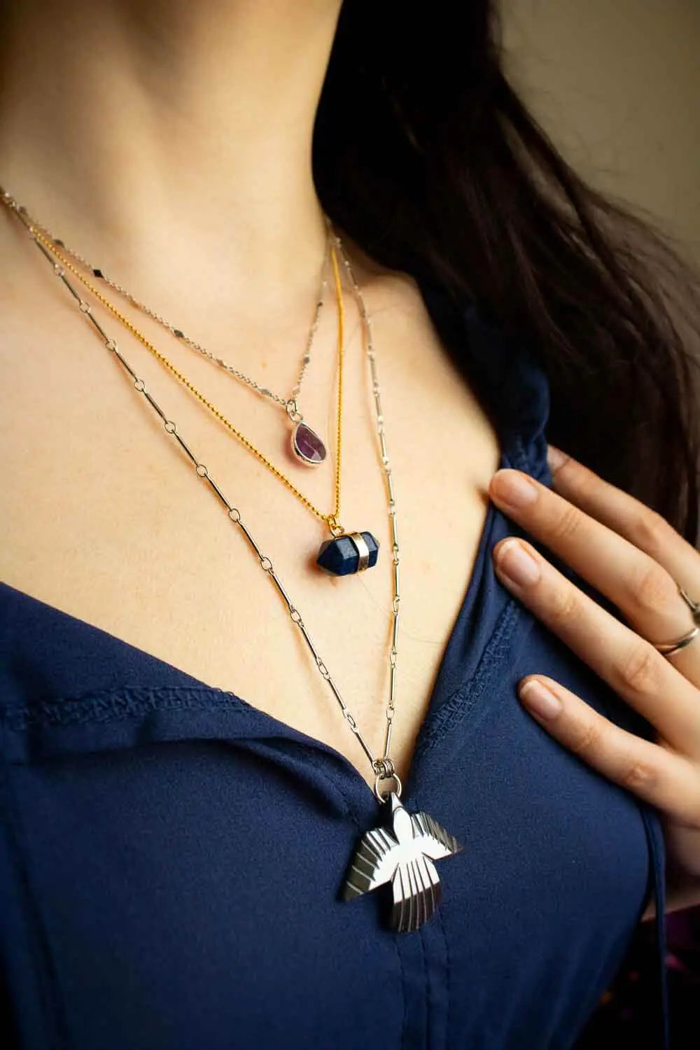 Pendentif Lapis lazuli Elidia et chaîne en laiton doré lunamanashop