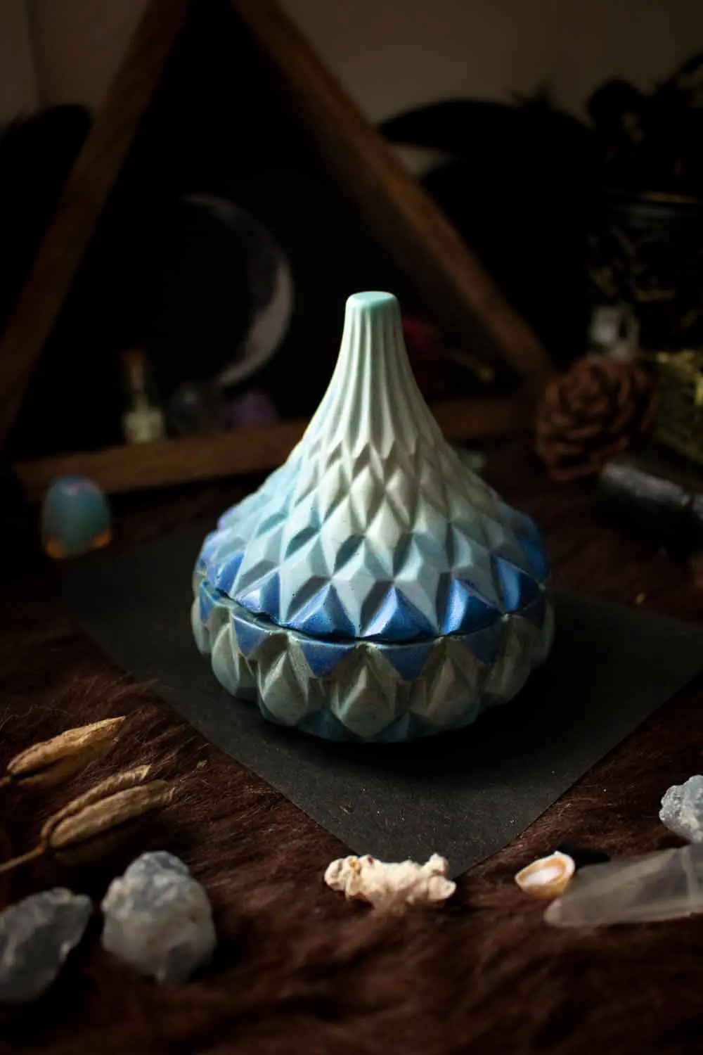 Boîte de la gardienne avec couvercle, Modèle n°3 lunamanashop