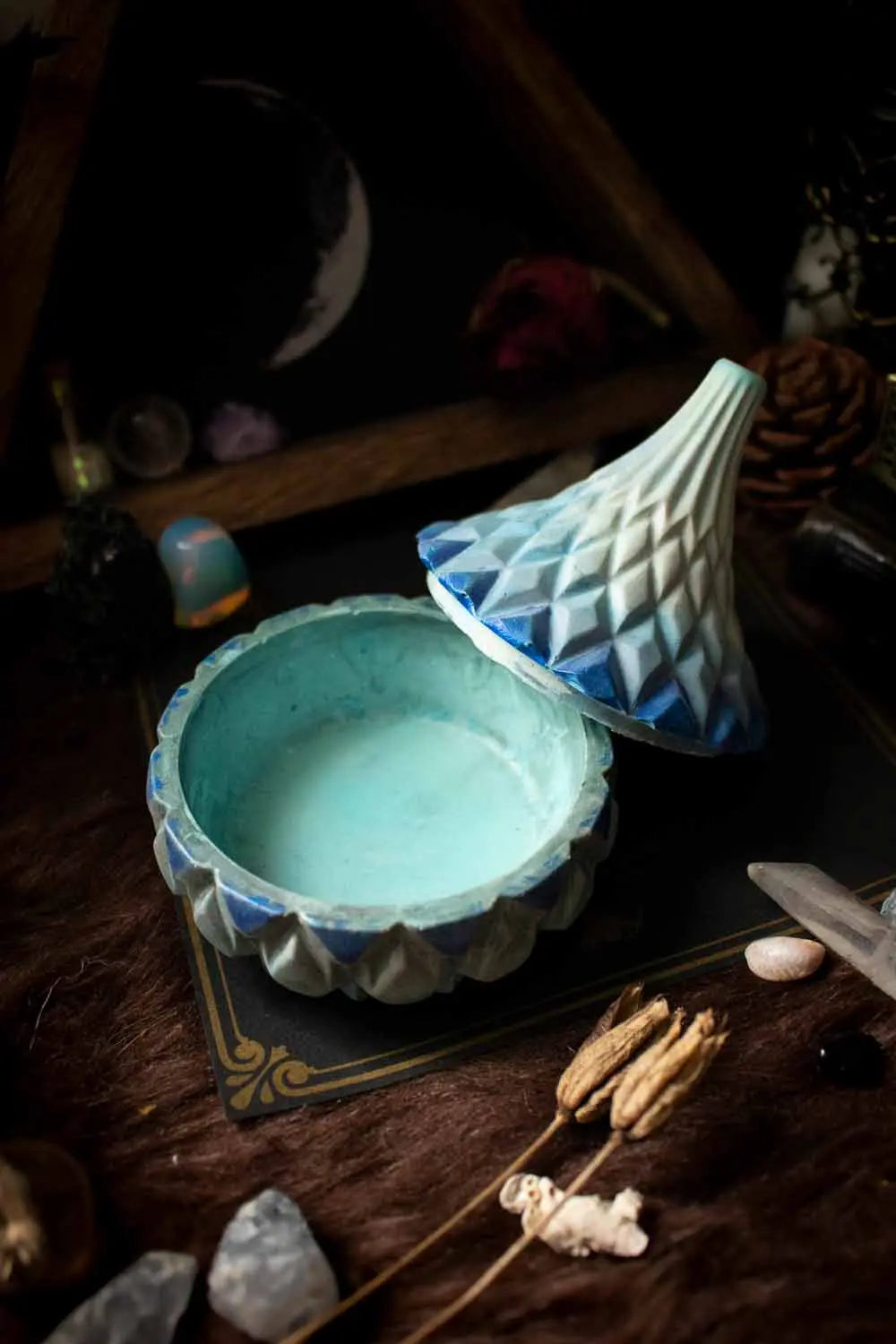 Boîte de la gardienne avec couvercle, Modèle n°3 lunamanashop