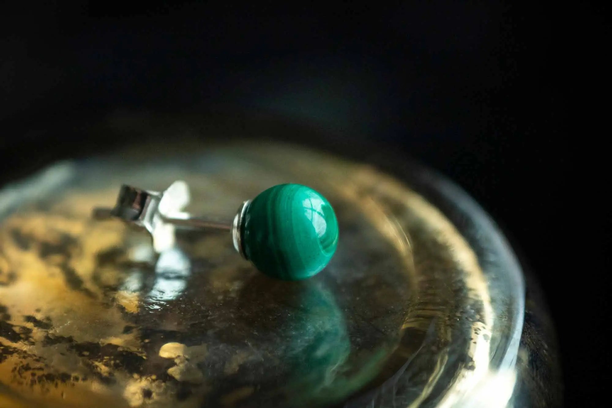 Boucles d'oreilles puce en Malachite verte et argent 925 - lunamanashop