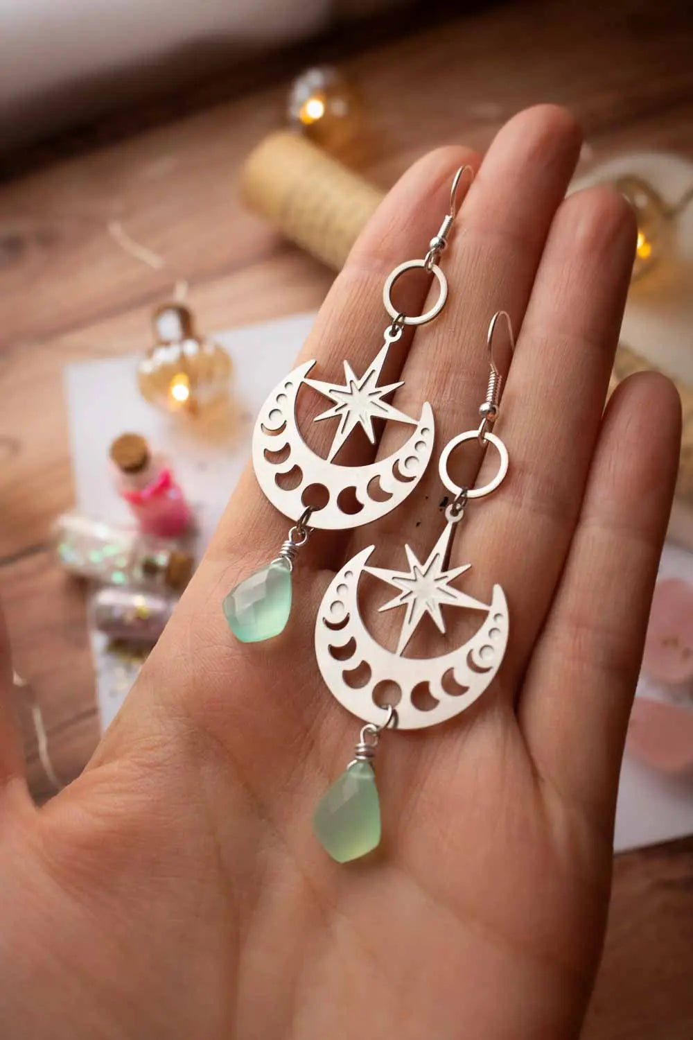 Boucles d'oreilles Alcyone - Rêveuse céleste en calcédoine lunamanashop