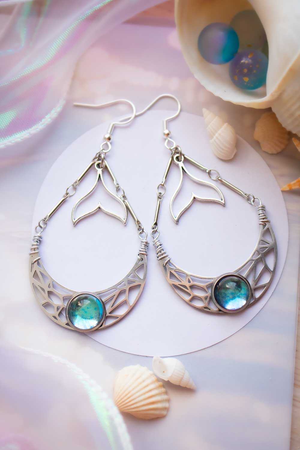 Boucles d'oreilles Célestine - Croissant lunaire bleuté lunamanashop