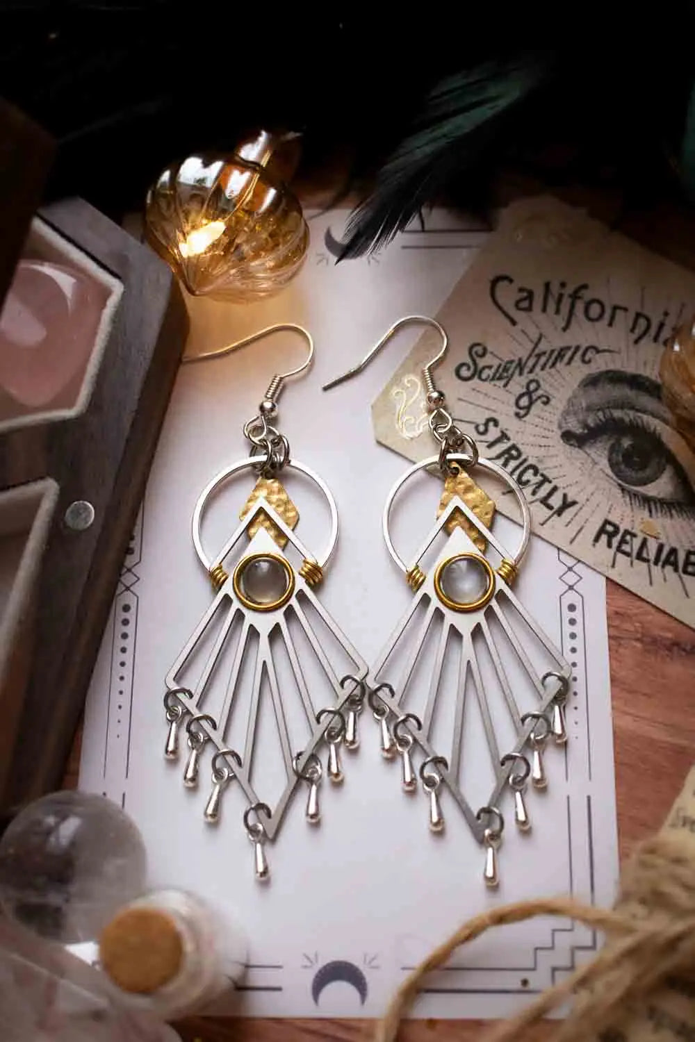 Boucles d'oreilles Dawnyra - Pierre de lune irisée lunamanashop