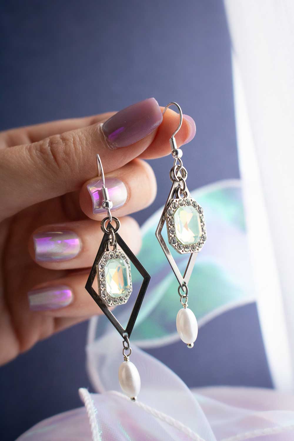 Boucles d'oreilles Nérée -  Strass et perle nacrée lunamanashop