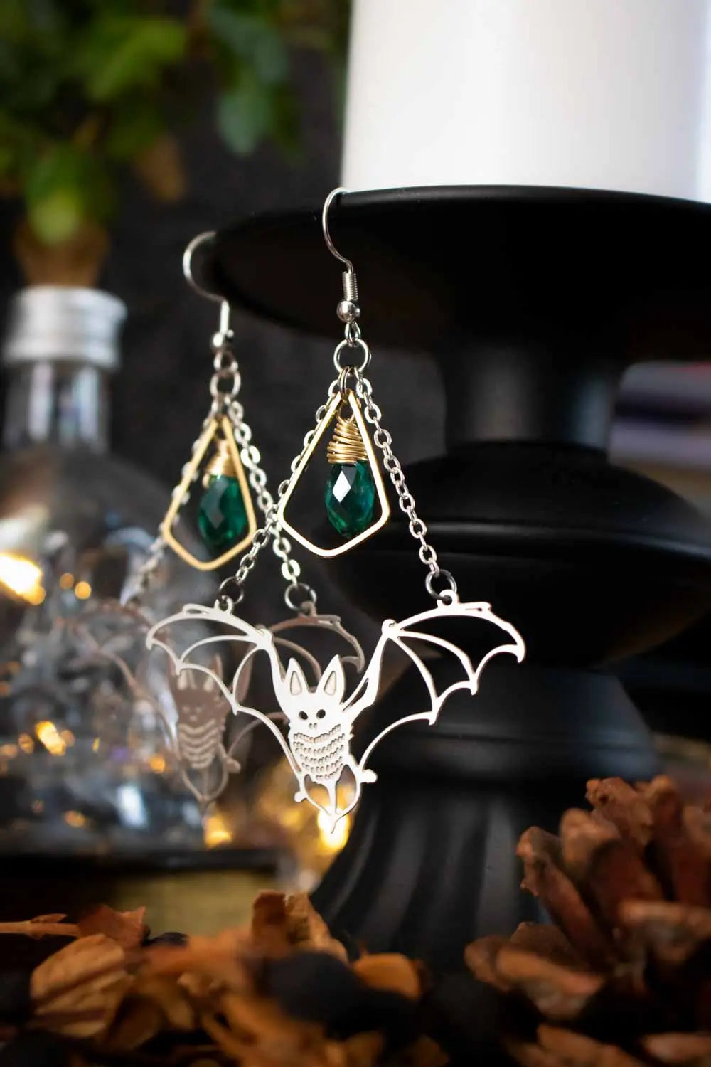 Boucles d'oreilles Ballet émeraude avec chauve souris lunamanashop