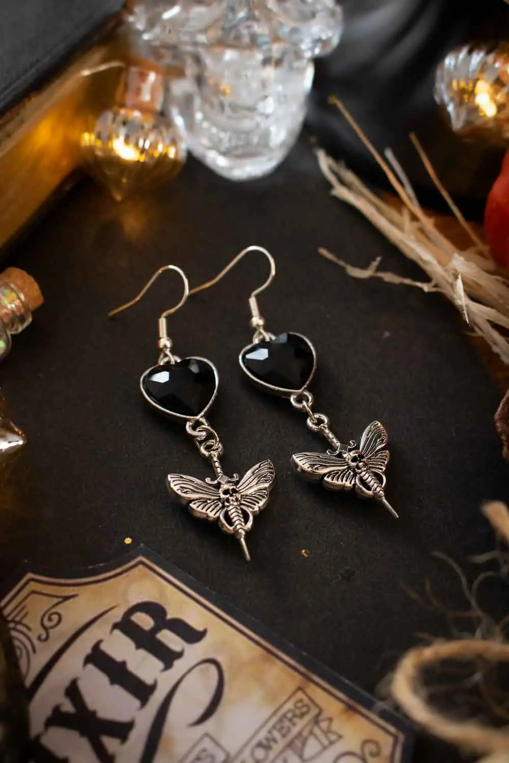 Boucles d'oreilles Cristal funeste avec cœur noir lunamanashop