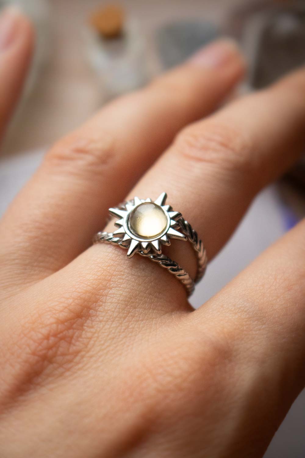 Bague Soleil en citrine à double anneau - Acier argenté - Lamia lunamanashop