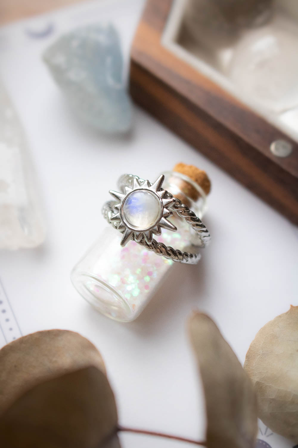 Bague Soleil en Labradorite blanche - Double anneau argenté - Aclyone lunamanashop