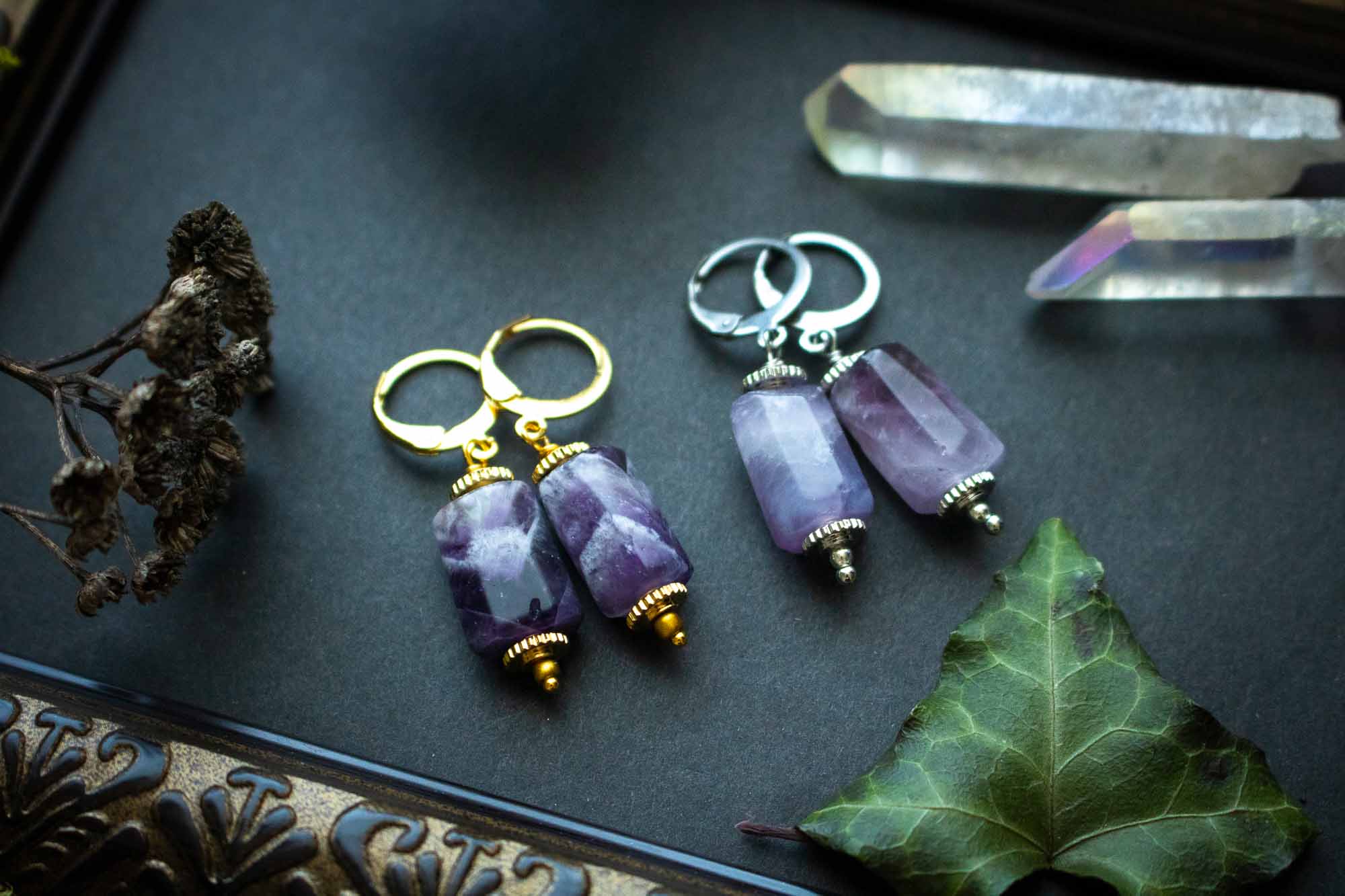 Boucles d&#39;oreilles en Améthyste dorée ou argentée et dormeuses lunamanashop