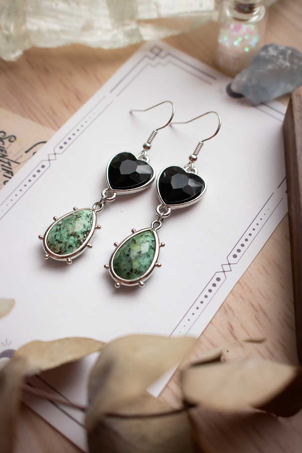 Boucles d'oreilles Turquoise africaine - Cœur de verre Noir - Aja lunamanashop