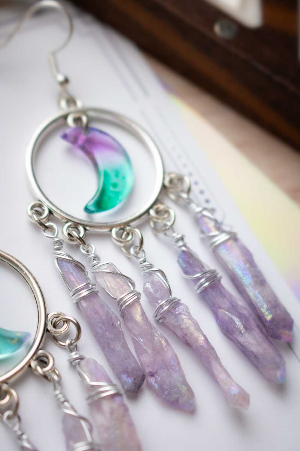 Boucles Oreilles quartz brut violet - Lune de verre - Dharana lunamanashop