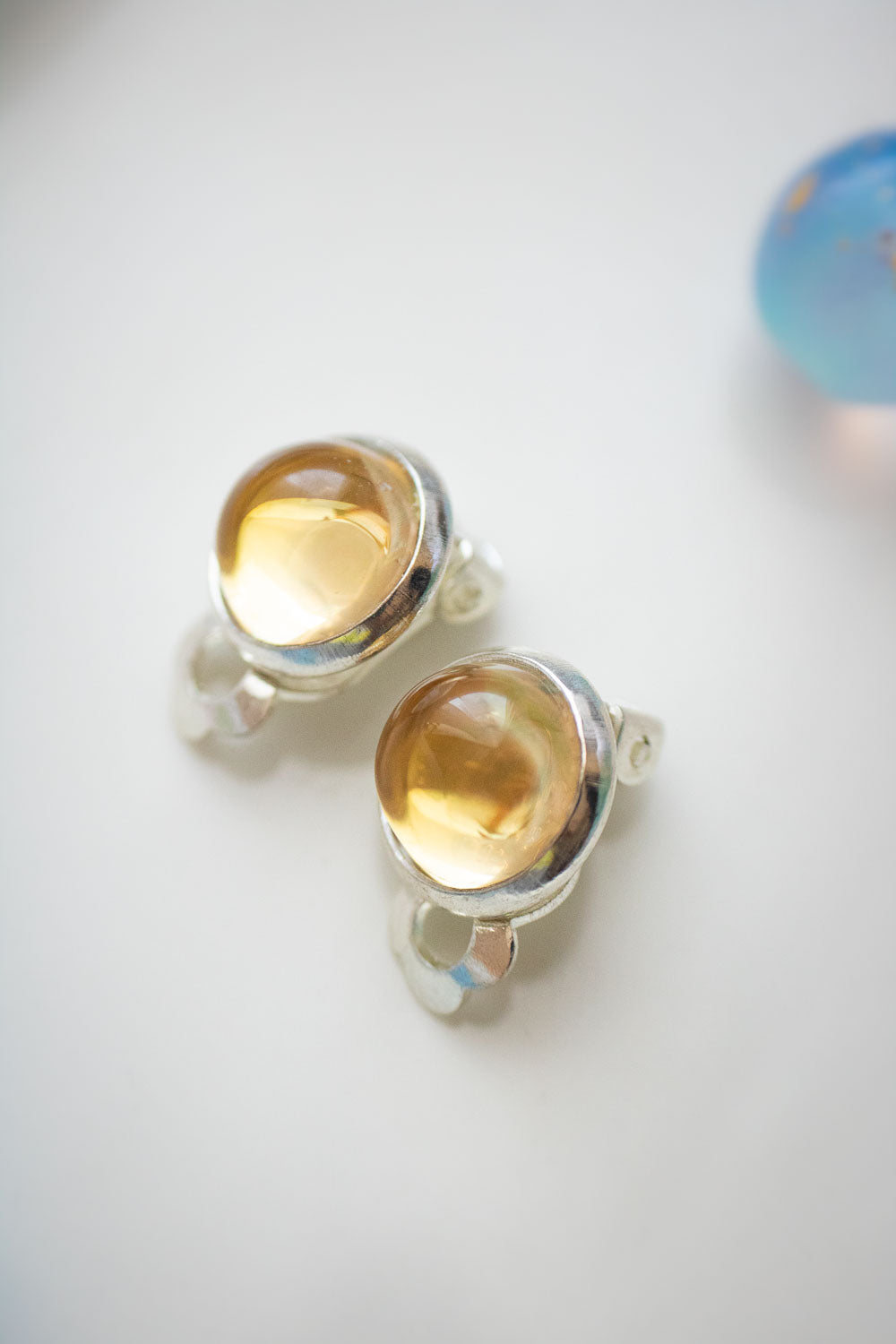 Boucles d'Oreilles Clips verre - Reflets Dorés Lumineux - Solène lunamanashop
