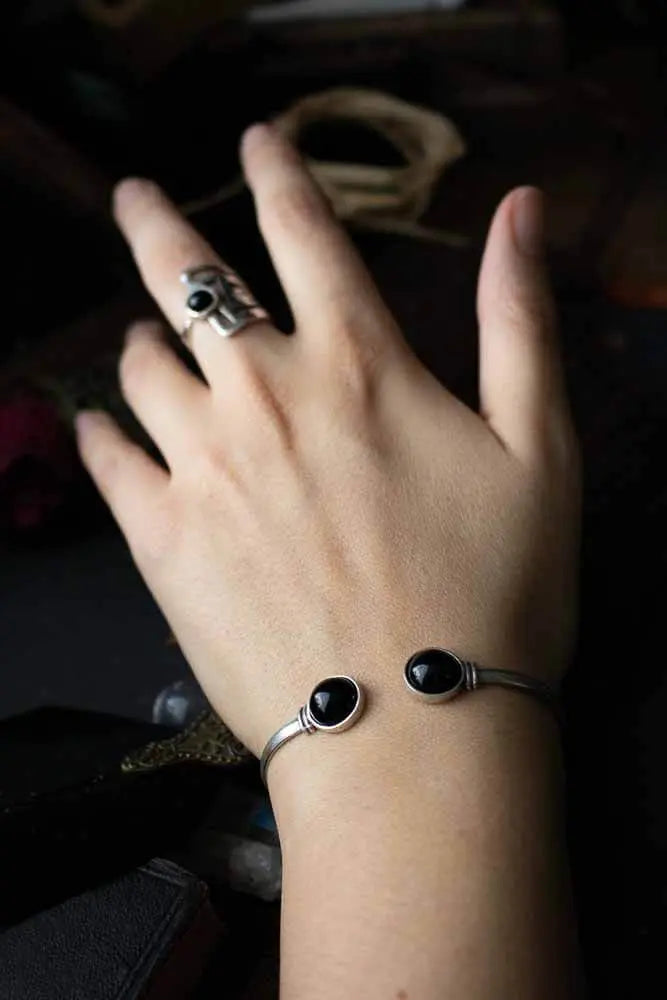 Bracelet manchette Pierres jumelles en agate noire lunamanashop