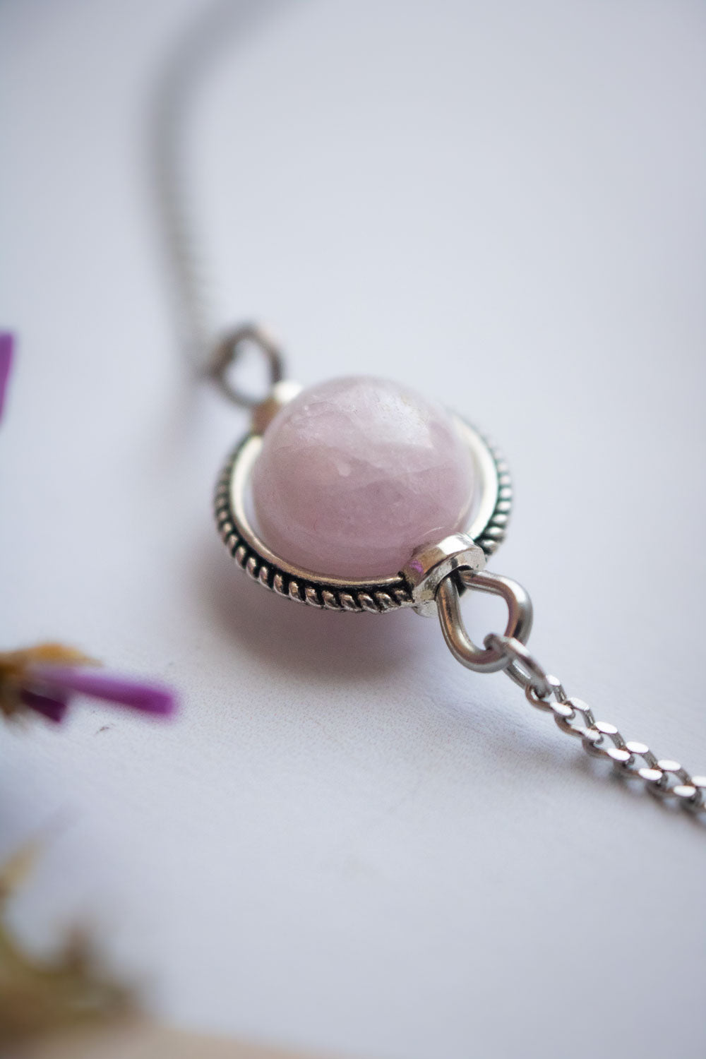 Collier choker Kunzite rose - Chaîne argentée - Noche lunamanashop