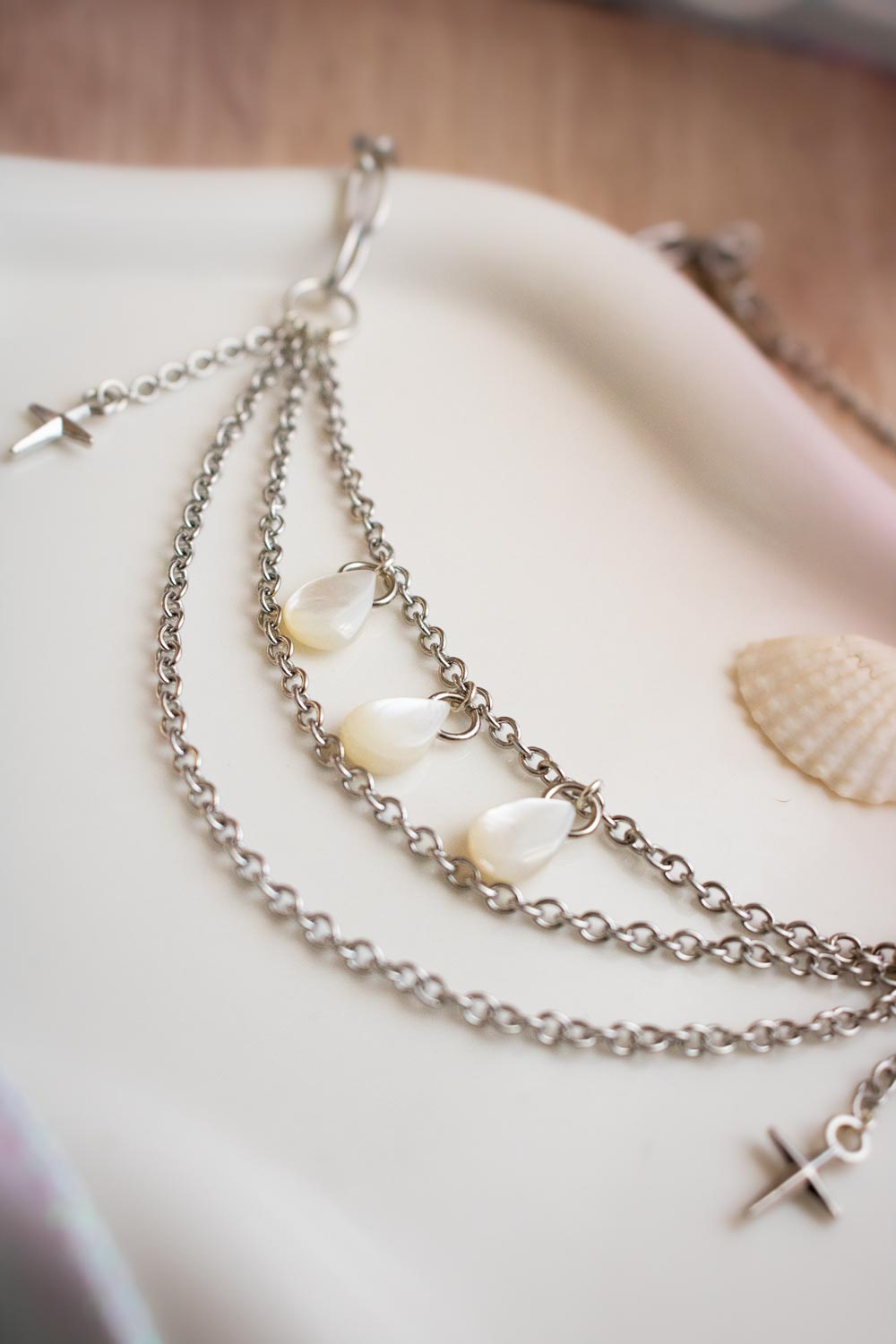 Collier Choker Acier Nacre - Croix et Gouttes Irisées - Celestina lunamanashop