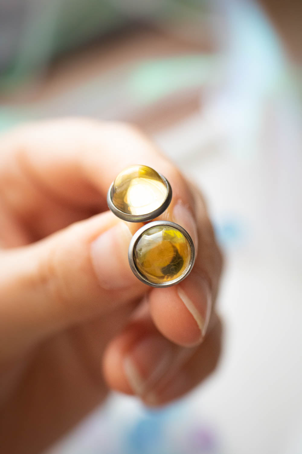 Boucles d'Oreilles Puces verre - Reflets Dorés Lumineux - Solène lunamanashop