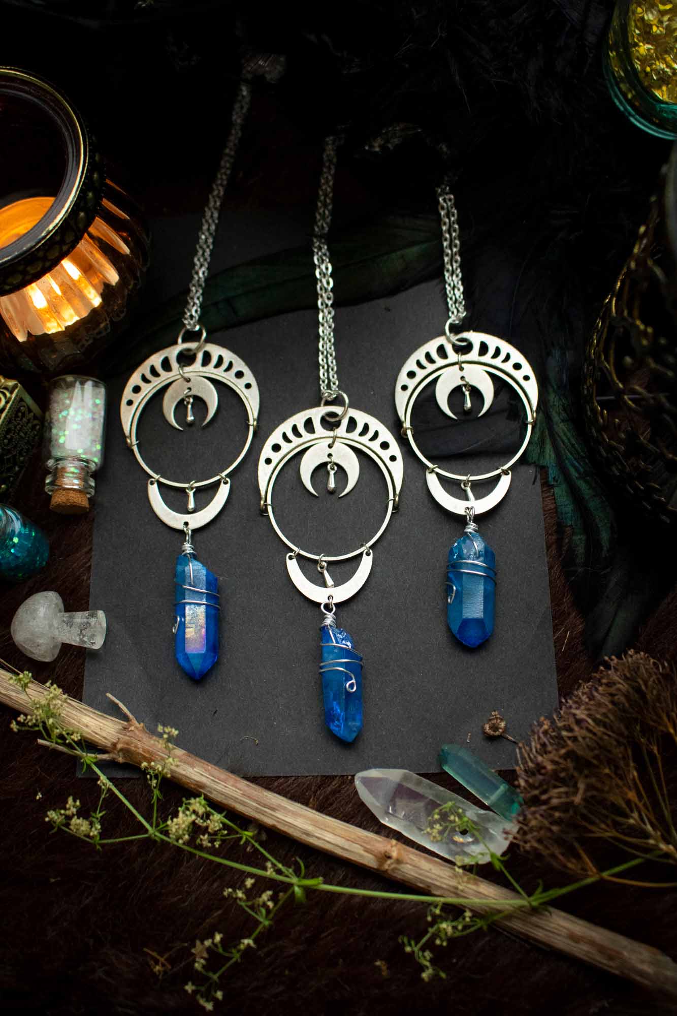 Pendentif Astral et cristal de Quartz bleu intense lunamanashop