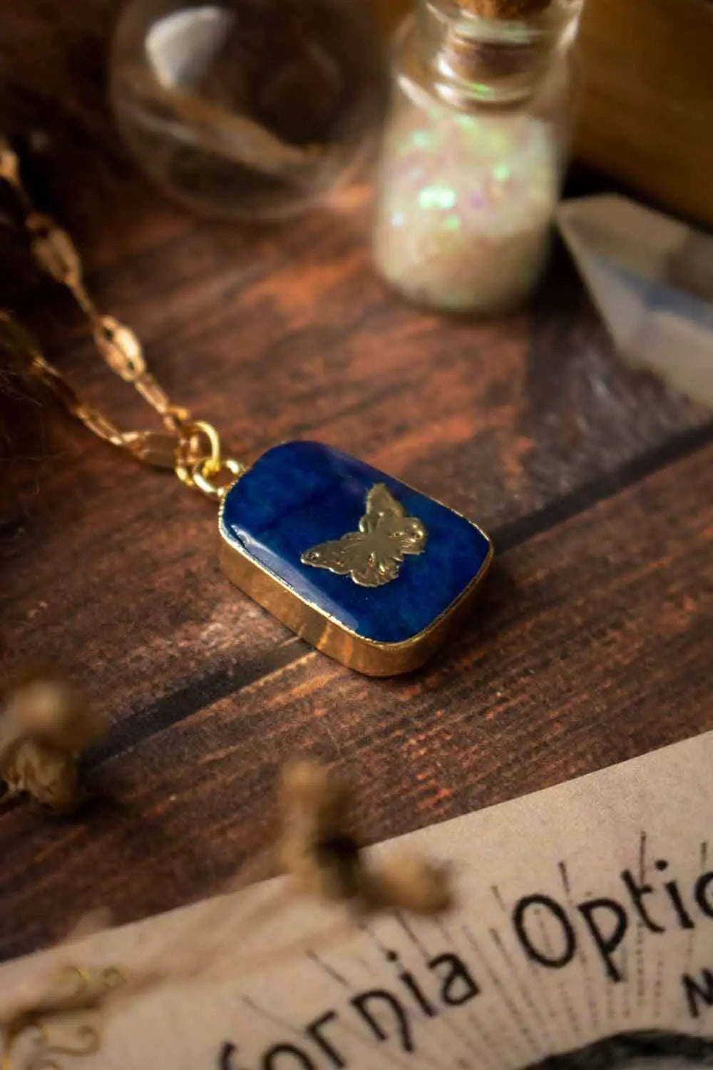 Pendentif Lapis lazuli Ambirose et chaîne en laiton doré lunamanashop