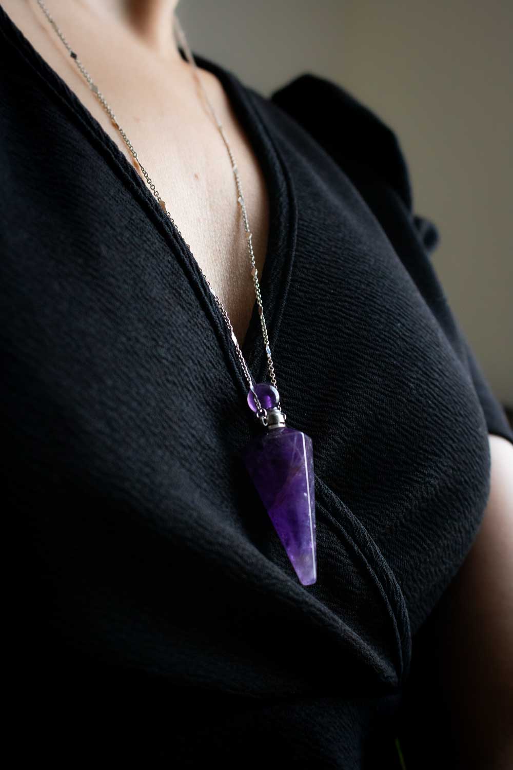 Pendentif Améthyste fiole - Talisman pierre naturelle - Mina lunamanashop