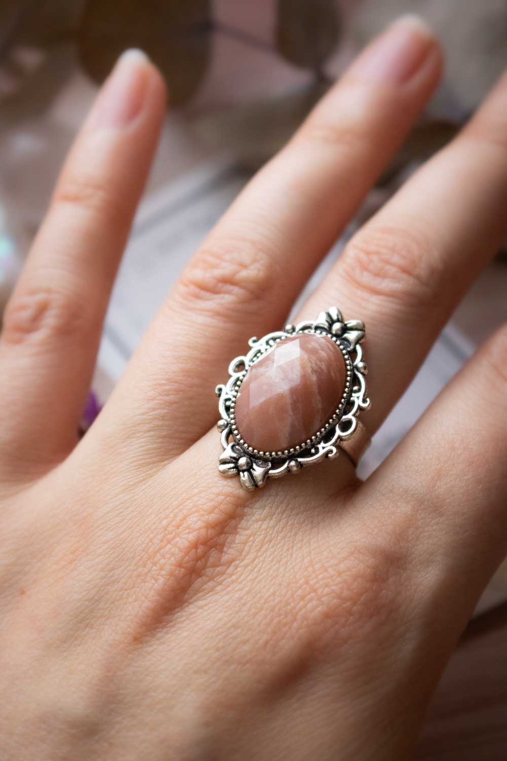 Bague pierre de sable rosée argentée - Anneau réglable ovale - Rosalba lunamanashop