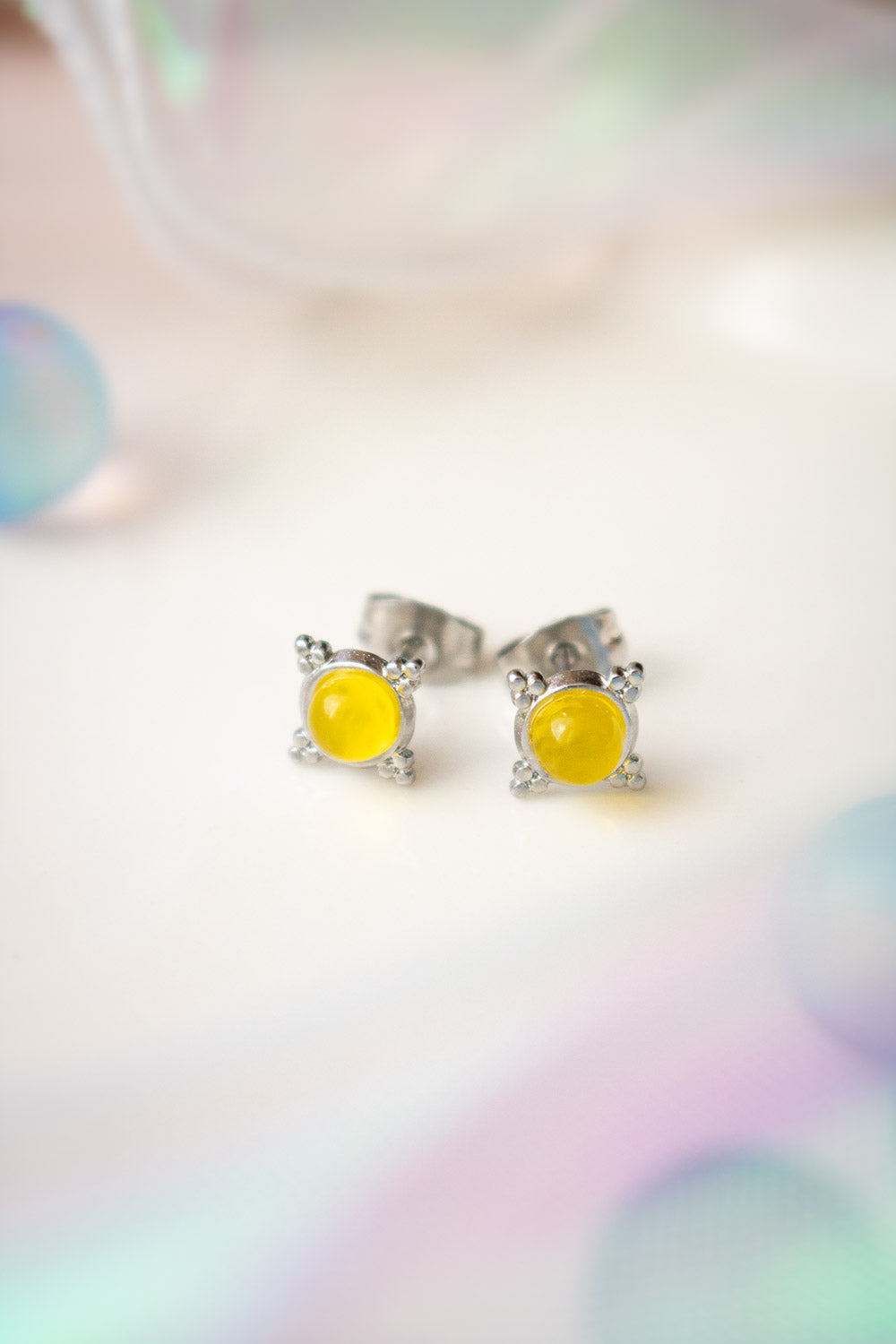 Boucles d'Oreilles Puces jaune - Pierre agate Jaune - Solaria lunamanashop