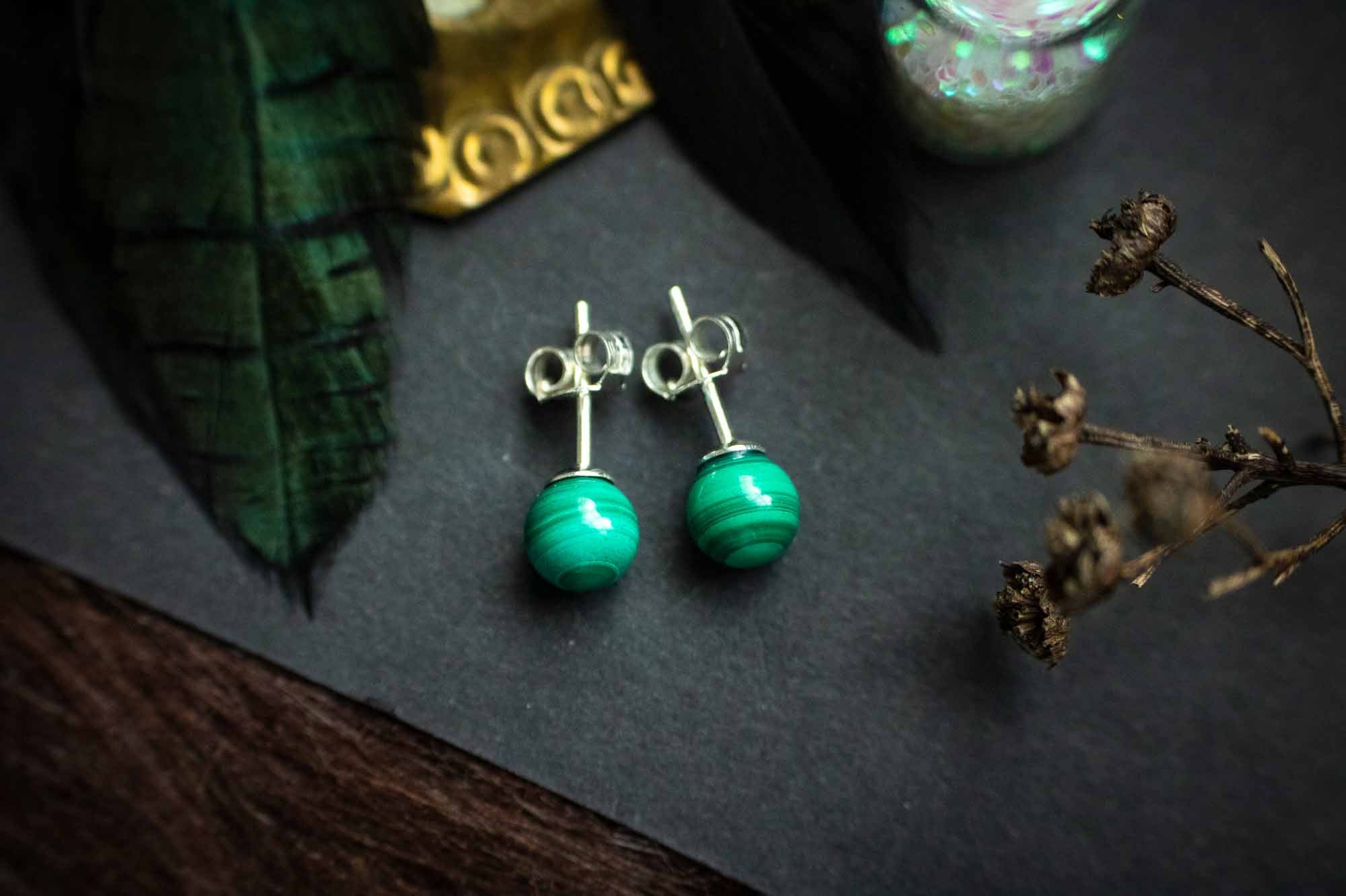 Boucles d&#39;oreilles puce en Malachite verte et argent 925 - lunamanashop