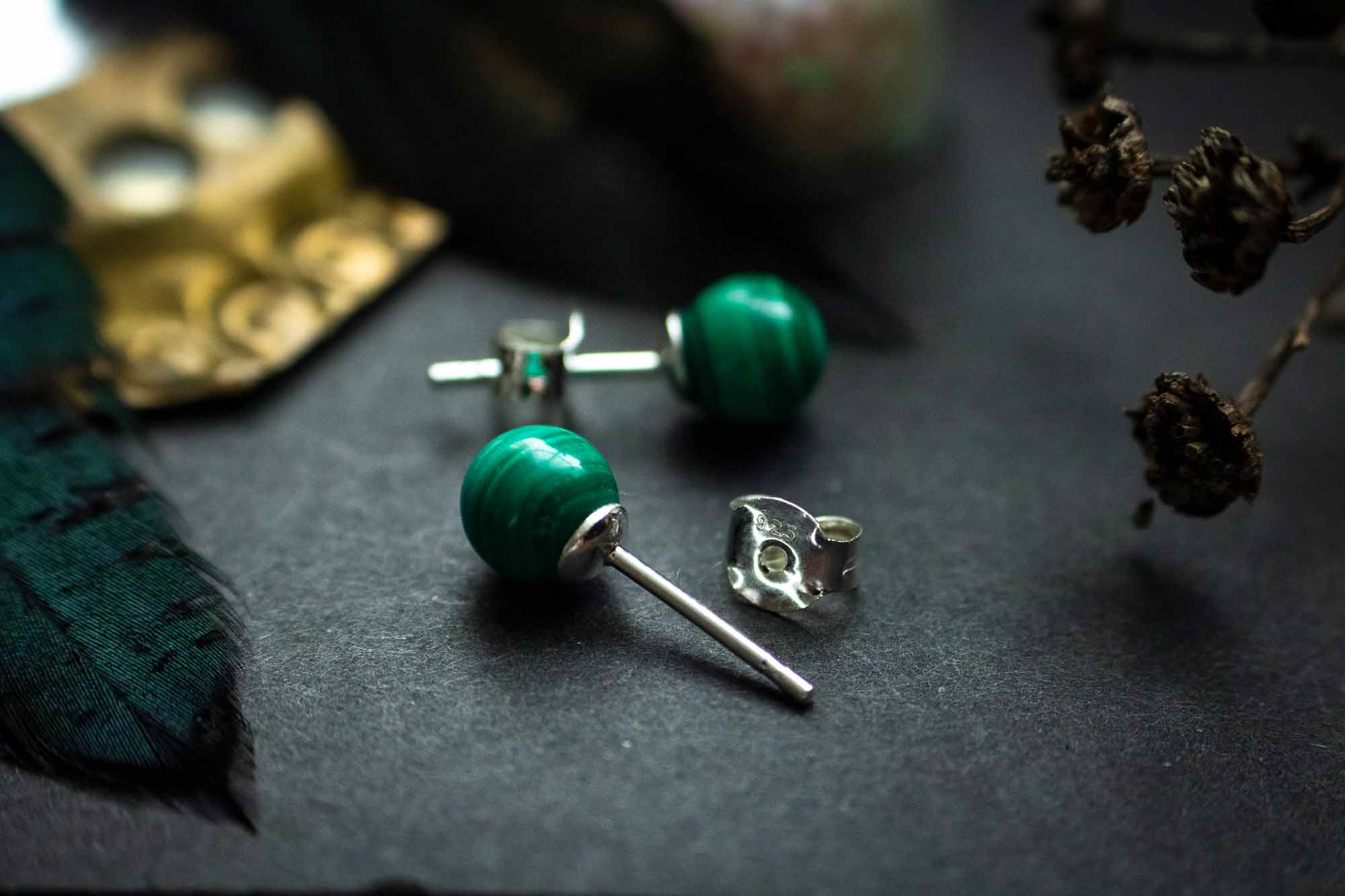 Boucles d&#39;oreilles puce en Malachite verte et argent 925 - lunamanashop